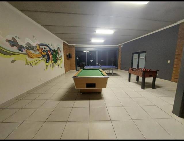 1 BEDROOM APARTMENT FOR SALE IN OLIVEDALE